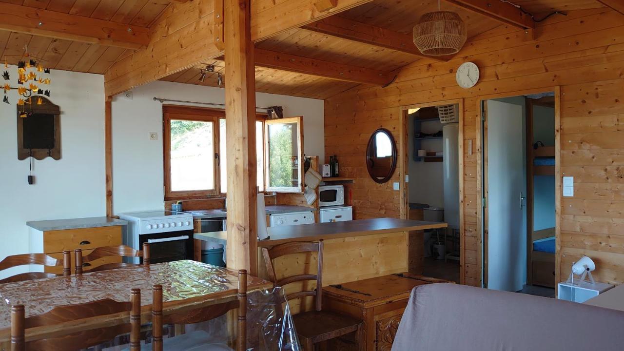 Les Chatcureuils Montclar (Alpes-de-Haute-Provence) Exterior foto